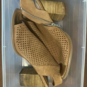 Steve Madden Abigail heels 10